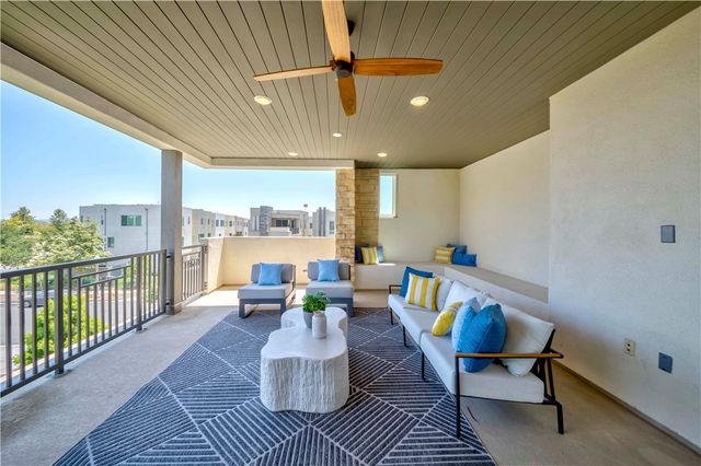 195 Stellar, Irvine, CA 92618