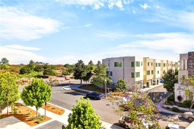 195 Stellar, Irvine, CA 92618