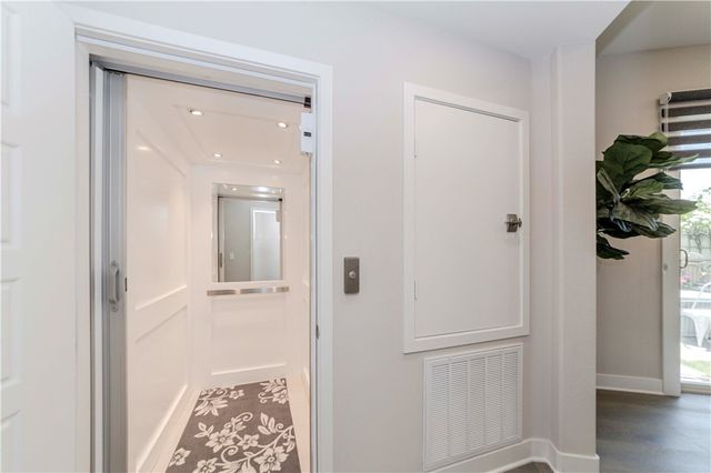 195 Stellar, Irvine, CA 92618