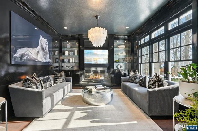 128 Birch Road, Franklin Lakes, NJ 07417