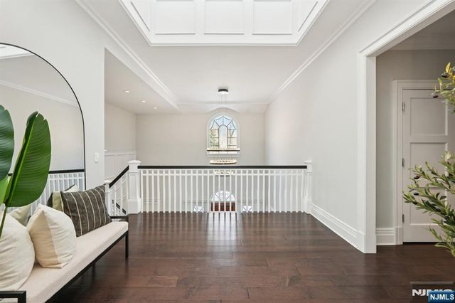 128 Birch Road, Franklin Lakes, NJ 07417