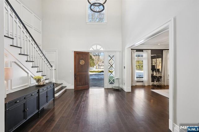 128 Birch Road, Franklin Lakes, NJ 07417