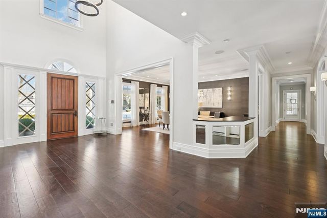 128 Birch Road, Franklin Lakes, NJ 07417