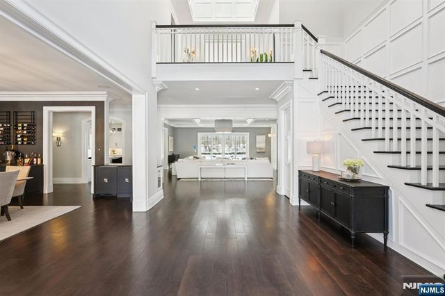 128 Birch Road, Franklin Lakes, NJ 07417