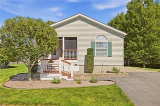 26 Mockingbird Lane, Tiverton, RI 02878