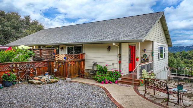 8300 Highway 49, Mokelumne Hill, CA 95245