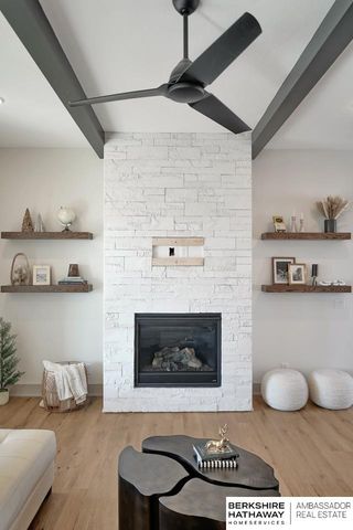 19821 V Street, Omaha, NE 68135