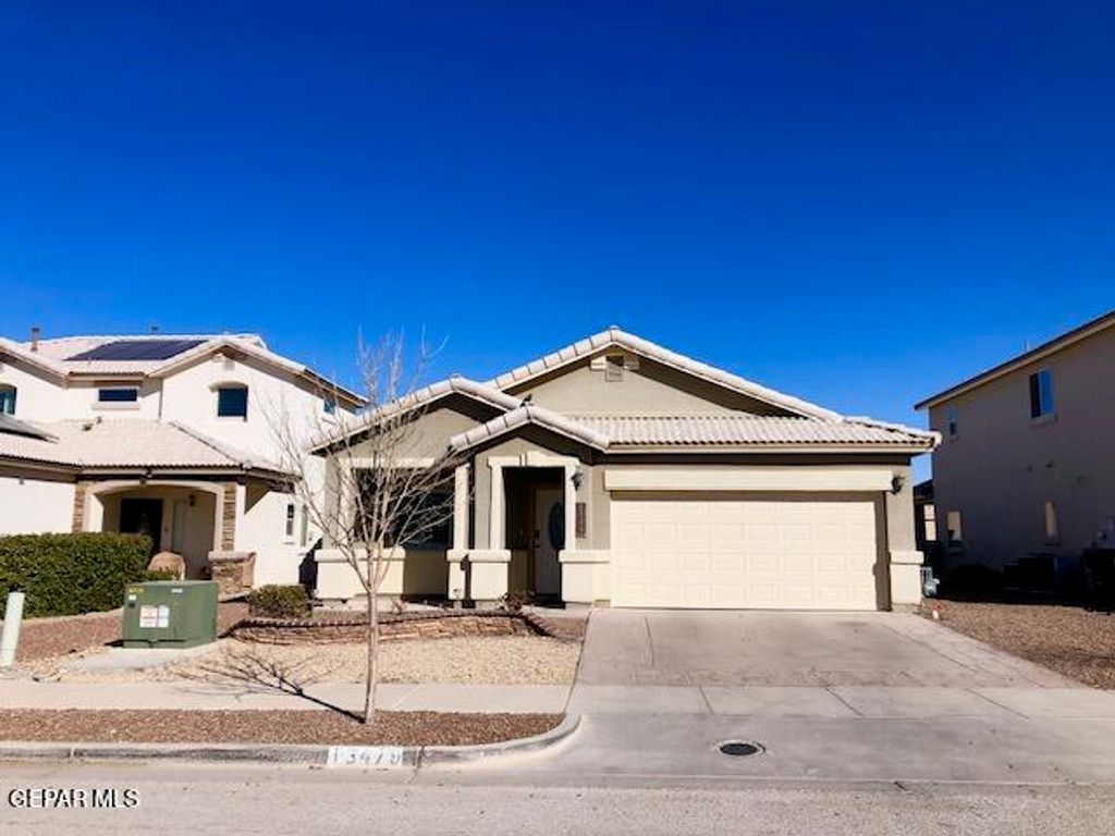 13479 HALIFAX Street, Horizon City, TX 79928