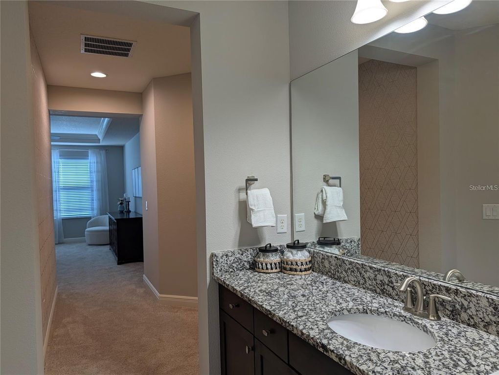 Image 17 of property listing at 10915 CHARMWOOD DRIVE, Riverview, FL 33569