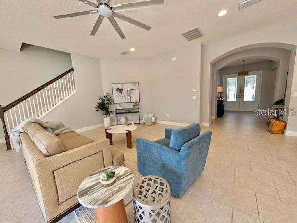 Image 3 of property listing at 10915 CHARMWOOD DRIVE, Riverview, FL 33569