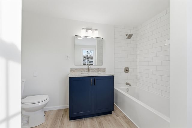 109 N Lake Ave, Southwick, MA 01077