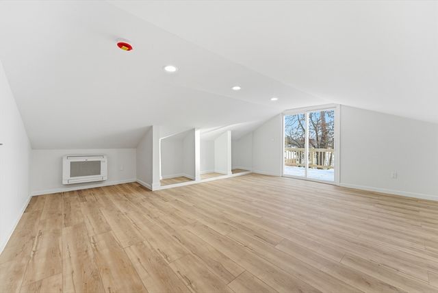 109 N Lake Ave, Southwick, MA 01077