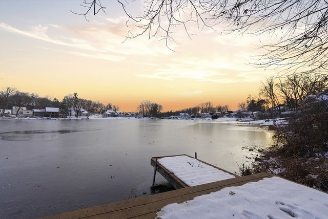 109 N Lake Ave, Southwick, MA 01077