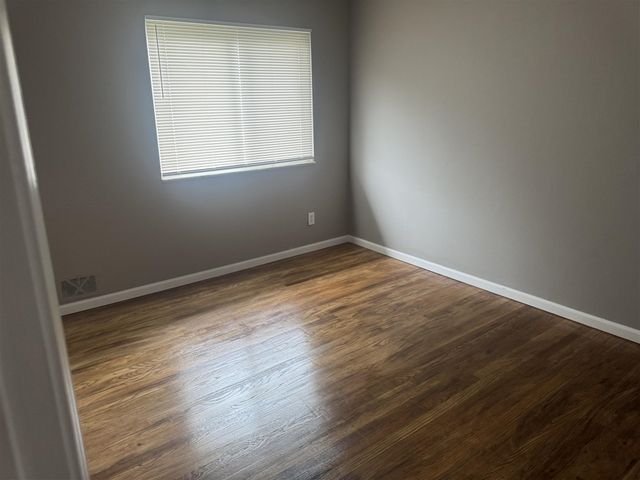4859 Mansfield Avenue Unit: 8H, Royal Oak, MI 48073