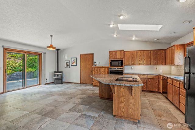 165 Meridian Drive, Kelso, WA 98626