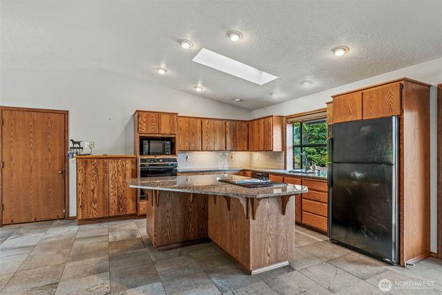 165 Meridian Drive, Kelso, WA 98626