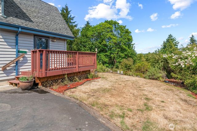 165 Meridian Drive, Kelso, WA 98626