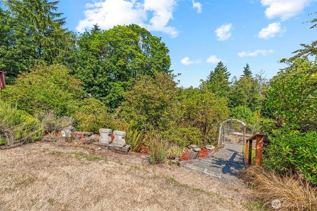 165 Meridian Drive, Kelso, WA 98626