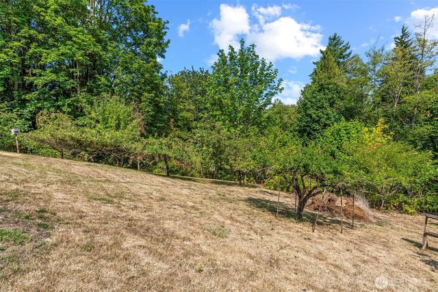 165 Meridian Drive, Kelso, WA 98626