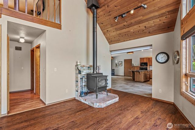 165 Meridian Drive, Kelso, WA 98626