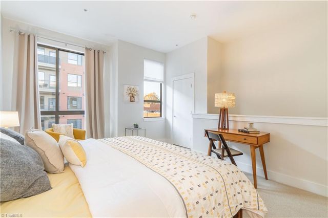 381 N Green Street, Winston-salem, NC 27101