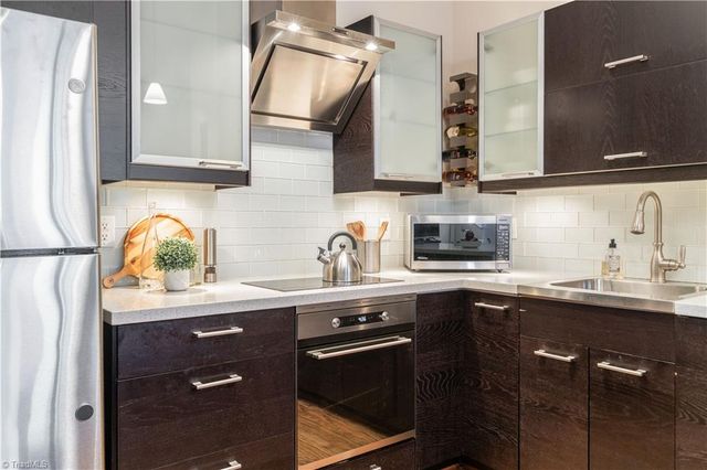 381 N Green Street, Winston-salem, NC 27101