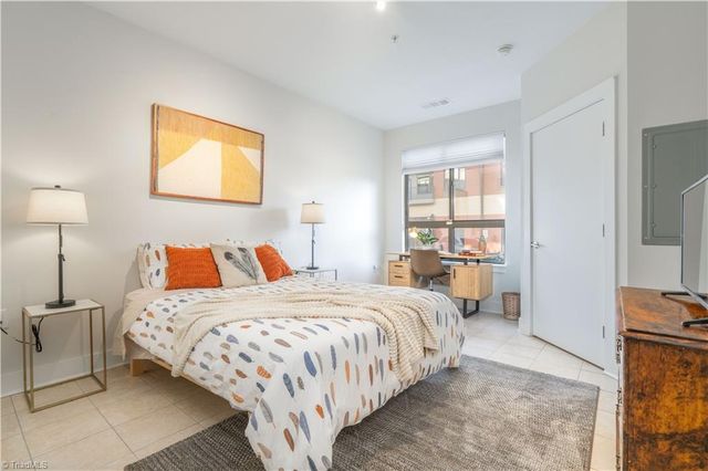 381 N Green Street, Winston-salem, NC 27101