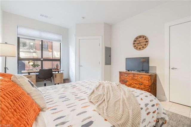 381 N Green Street, Winston-salem, NC 27101