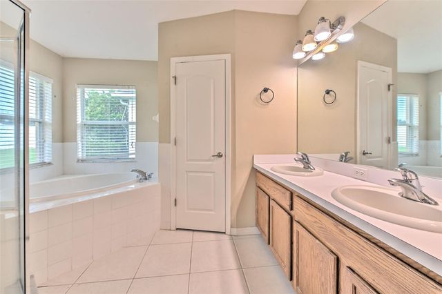 3945 HAMPTON HILLS DRIVE, Lakeland, FL 33810