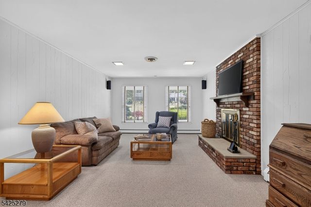 10 Rockledge Ter, Pequannock Twp., NJ 07444