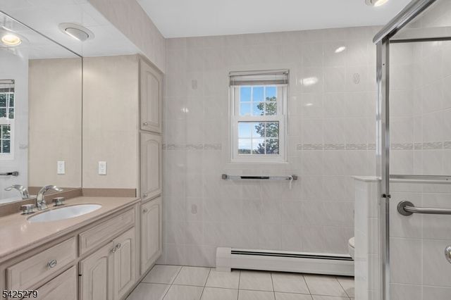 10 Rockledge Ter, Pequannock Twp., NJ 07444