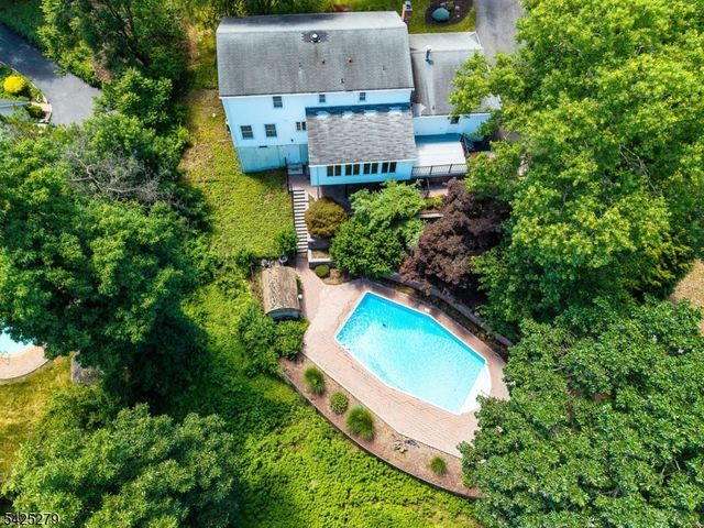 10 Rockledge Ter, Pequannock Twp., NJ 07444