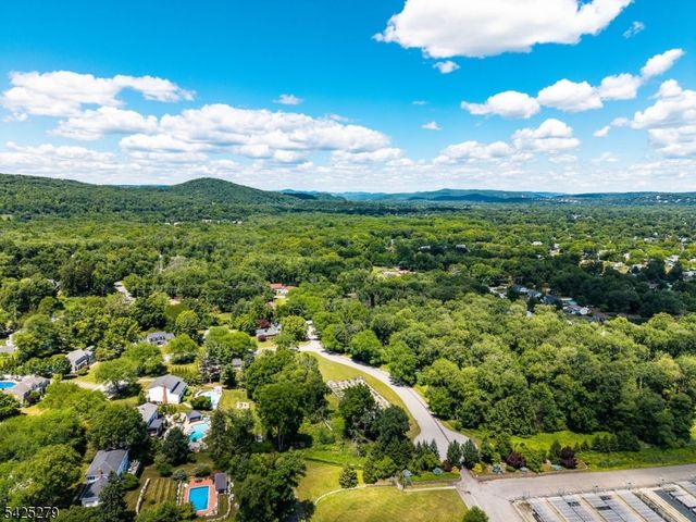 10 Rockledge Ter, Pequannock Twp., NJ 07444
