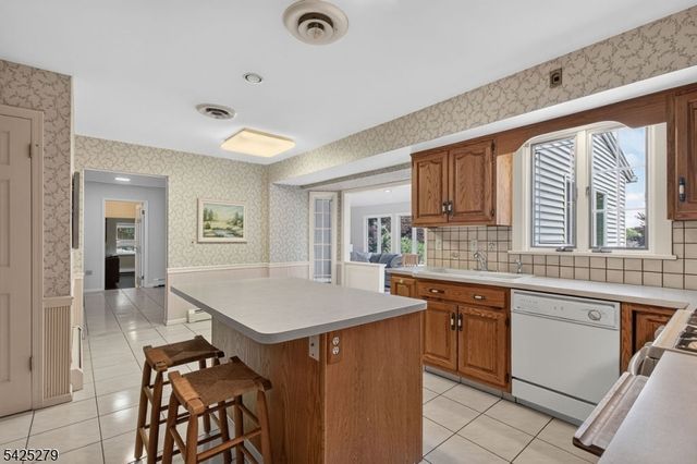 10 Rockledge Ter, Pequannock Twp., NJ 07444