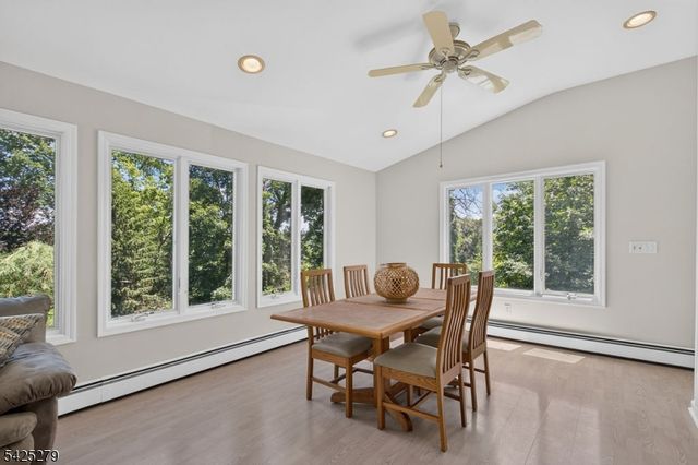 10 Rockledge Ter, Pequannock Twp., NJ 07444