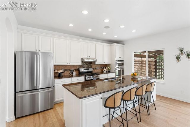 1130 Spectrum Loop, Colorado Springs, CO 80921