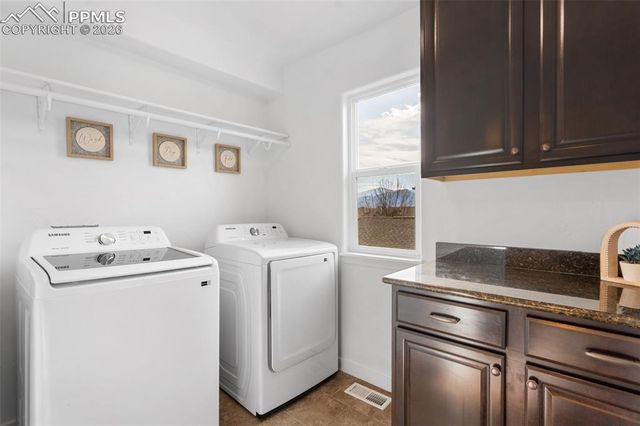 1130 Spectrum Loop, Colorado Springs, CO 80921