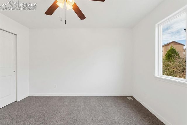 1130 Spectrum Loop, Colorado Springs, CO 80921