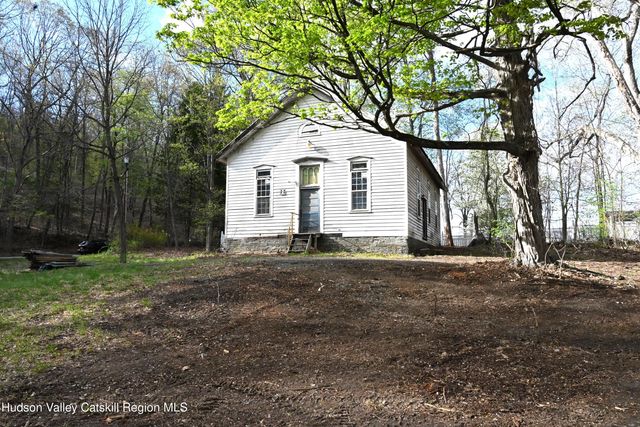 90 Sheehan Lane, Saugerties, NY 12477