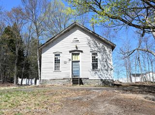 90 Sheehan Lane, Saugerties, NY 12477