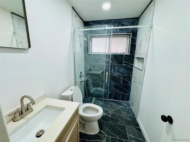 26431 Tom Allen Drive, Warren, MI 48089