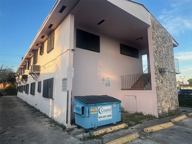 15 W 9th St 1, Hialeah, FL 33010