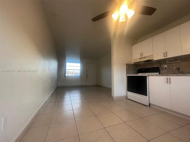 15 W 9th St 1, Hialeah, FL 33010