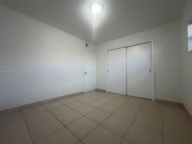15 W 9th St 1, Hialeah, FL 33010