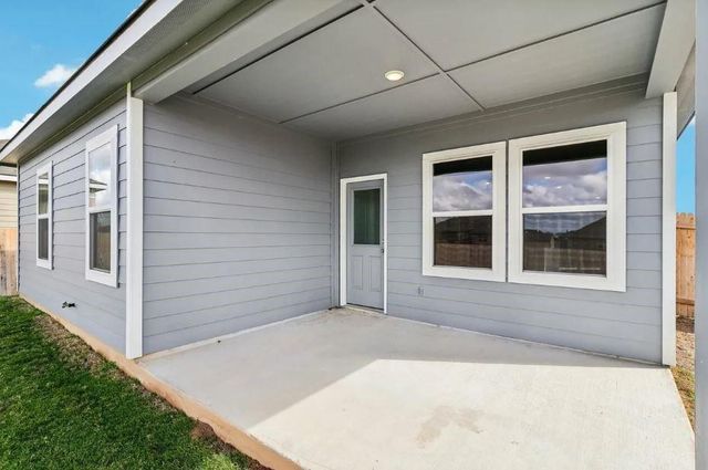 126 Sunview DR, Hutto, TX 78634