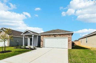 126 Sunview DR, Hutto, TX 78634