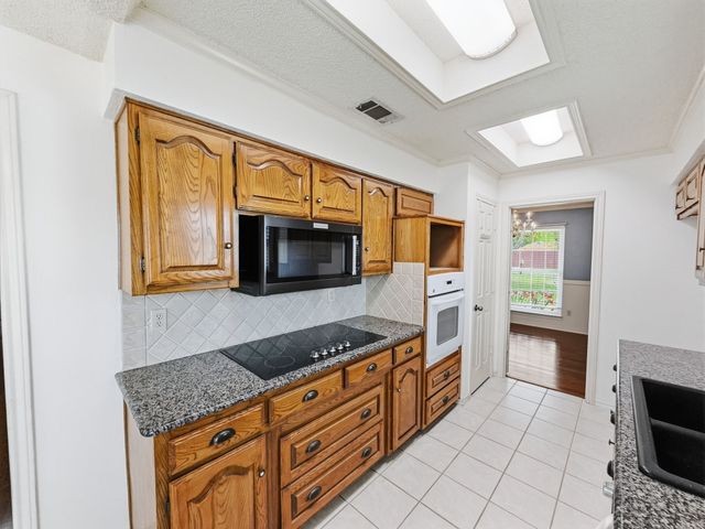 302 Apollo Road, Garland, TX 75040