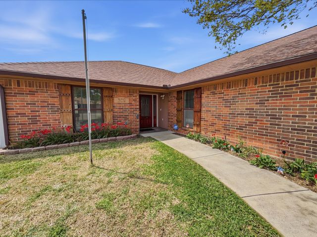 302 Apollo Road, Garland, TX 75040