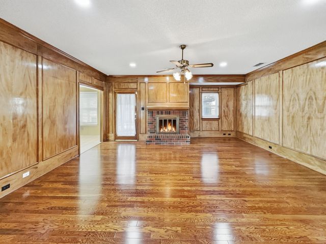 302 Apollo Road, Garland, TX 75040