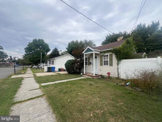 711 ASBURY AVE, National Park, NJ 08063